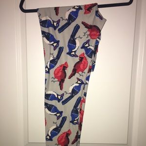 LuLaRoe cardinal and blue jay leggings